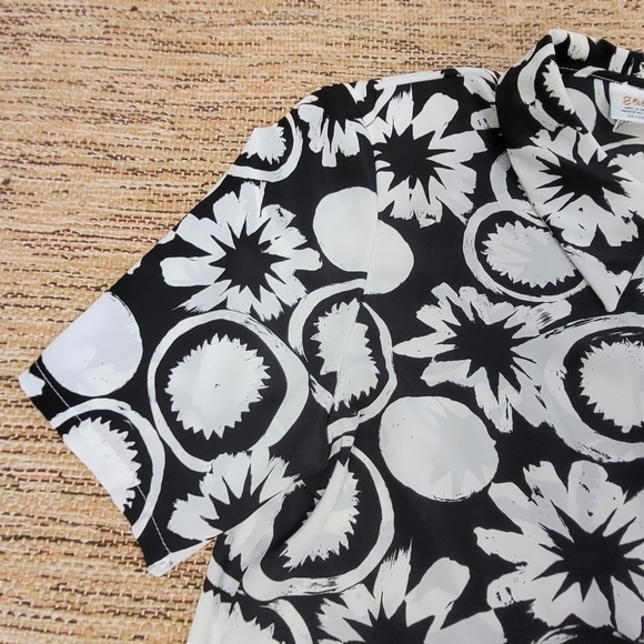 VINTAGE Satin Abstract Print Blouse - Picture 7 of 11